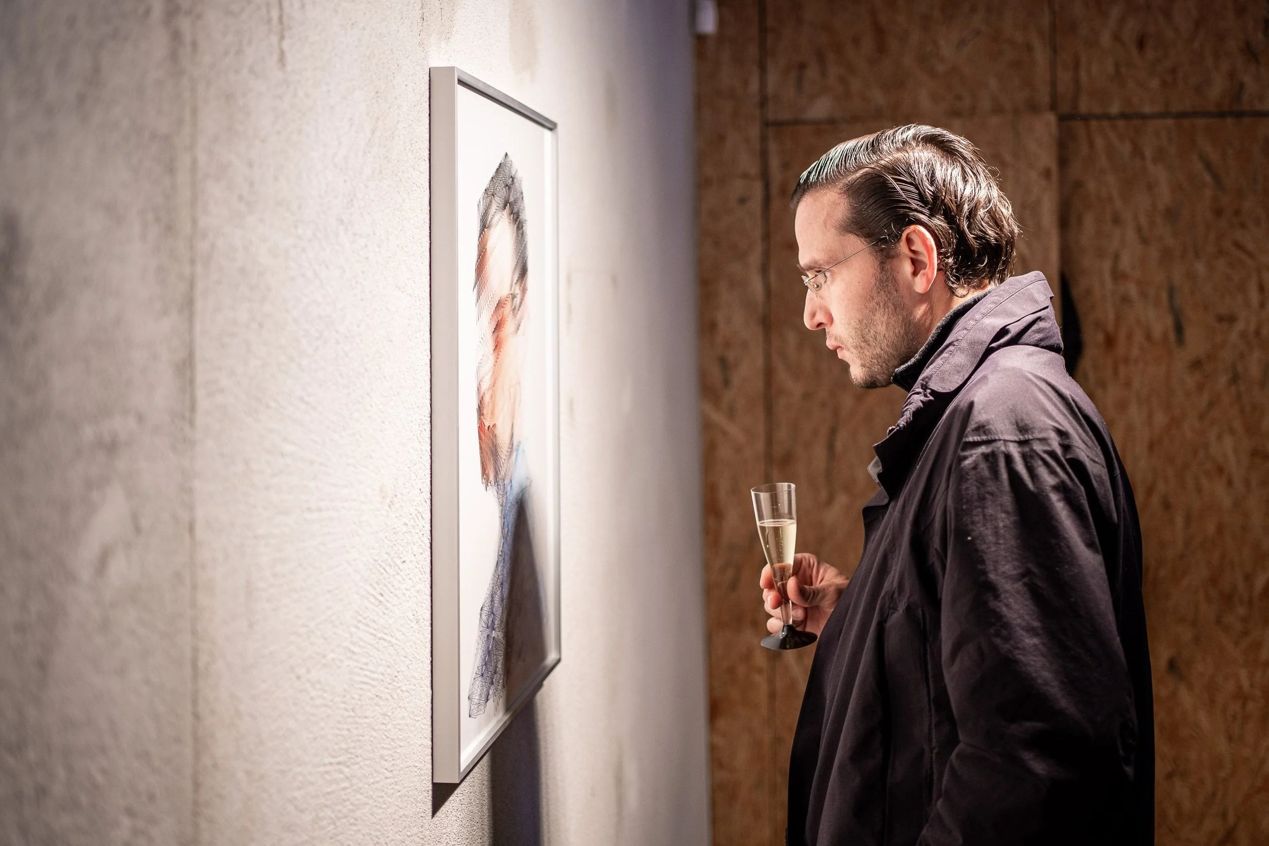 art gallery exhibition visitor